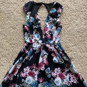 Cut out back windsor dress